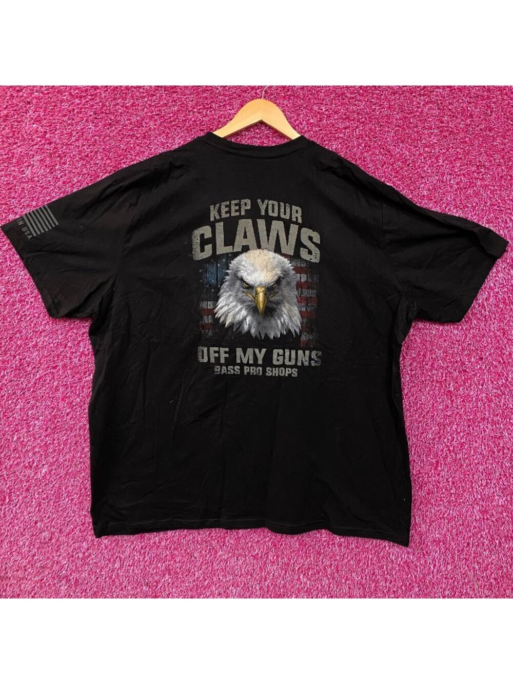 Bass Pro Shops "Claws Off My Guns" Graphic T-Shirt 4XL
